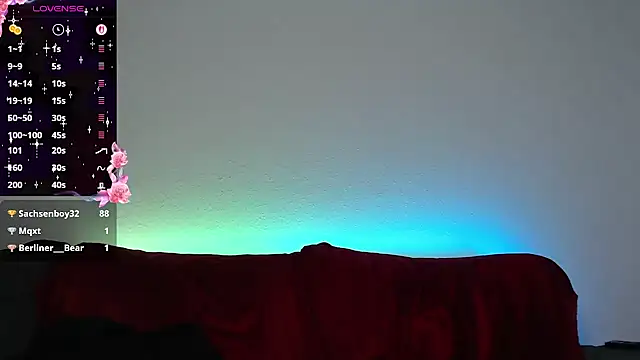 Mia lou05 online show from February 19, 2026, 8:49 pm