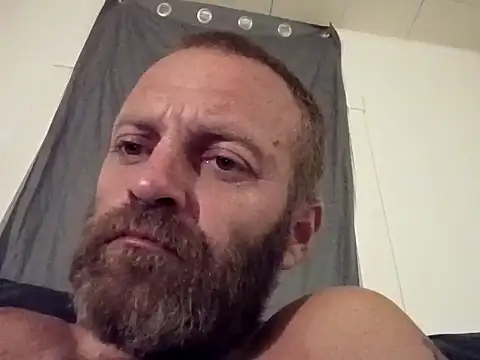 sterng6969 online show from April 12, 2026, 4:28 am