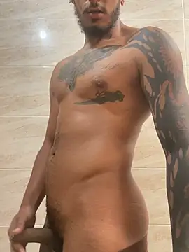 Snapshot of liyamjunior chatting on February 3, 2026, 7:19 pm liyamjunior online show from February 3, 2026, 7:19 pm