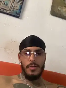 Snapshot of liyamjunior chatting on February 9, 2026, 4:22 pm liyamjunior online show from February 9, 2026, 4:22 pm