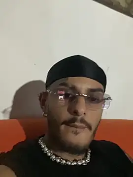 Snapshot of liyamjunior chatting on February 26, 2026, 2:21 am liyamjunior online show from February 26, 2026, 2:21 am