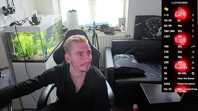 Rayzel White online show from March 17, 2026, 2:53 pm