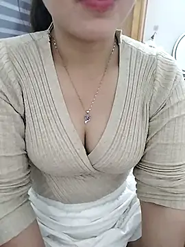 MaiNgoc sexy online show from February 17, 2026, 10:49 pm