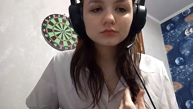 Snapshot of GameToiler chatting on January 16, 2026, 12:14 am GameToiler online show from January 16, 2026, 12:14 am