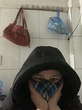 emgaisayhi online show from February 8, 2026, 9:07 pm