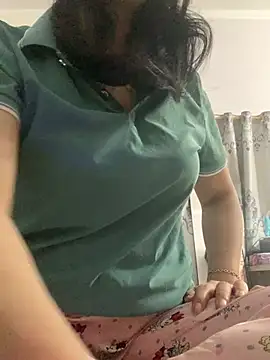 emgaisayhi online show from February 17, 2026, 2:57 pm