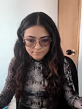 Freyarosse online show from March 3, 2026, 2:34 pm