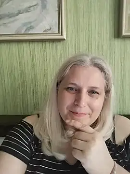 Snapshot of NyushaLollipop chatting on May 15, 2026, 10:33 am NyushaLollipop online show from May 15, 2026, 10:33 am