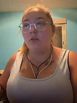 Snapshot of _maracr19_ chatting on July 5, 2026, 9:55 pm maracr19 online show from July 5, 2026, 9:55 pm