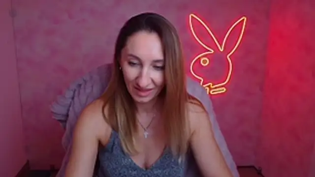 Diana Sweeet  online show from February 1, 2026, 12:15 pm