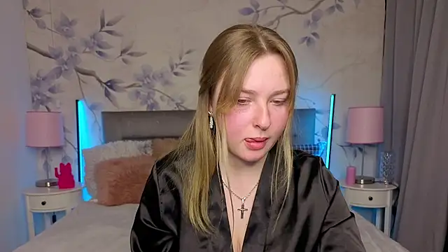 VladaHotxx online show from February 21, 2026, 2:51 pm