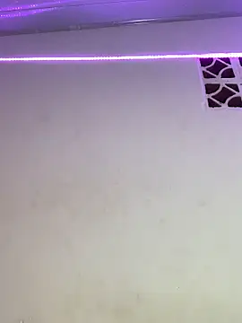 julietha sexy online show from April 11, 2026, 2:38 am