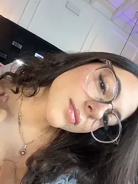 TeaseDollXXX online show from March 24, 2026, 9:20 pm