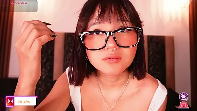 Ivi Aiko online show from April 13, 2026, 11:21 pm