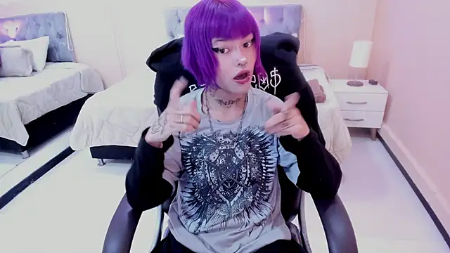 Bela Craxkerr online show from February 10, 2026, 12:53 pm