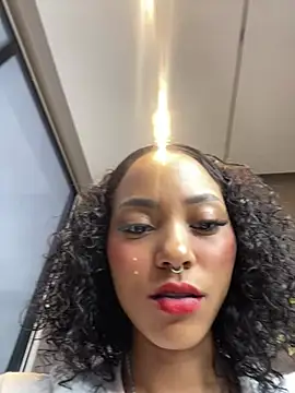 LizStorm  online show from June 6, 2026, 11:59 am