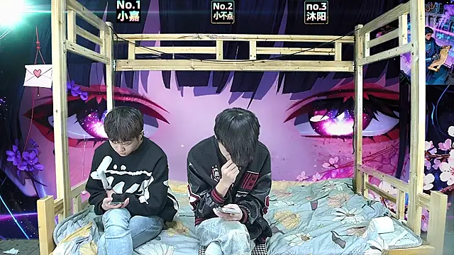 xiaohuangren01 online show from March 26, 2026, 1:44 am