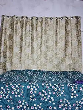 Forest Queen online show from February 28, 2026, 5:47 pm