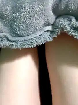 lylinhjim online show from February 7, 2026, 3:21 am