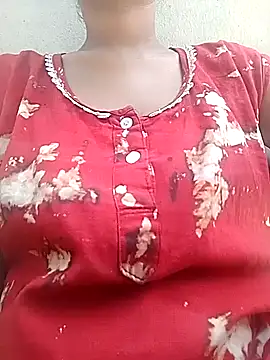 knightqueen12 online show from February 27, 2026, 5:29 am