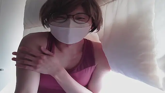 Snapshot of You_Aoi chatting on March 7, 2026, 4:20 am You Aoi online show from March 7, 2026, 4:20 am