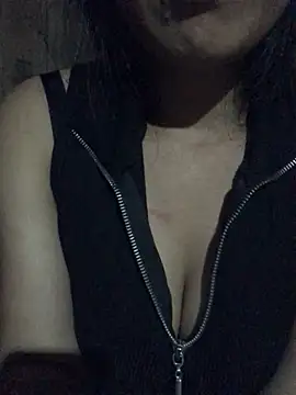 Snapshot of Maria_xx01 chatting on May 9, 2026, 12:10 pm Maria xx01 online show from May 9, 2026, 12:10 pm