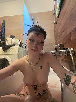 Snapshot of demonLamia chatting on March 11, 2026, 2:56 pm demonLamia online show from March 11, 2026, 2:56 pm