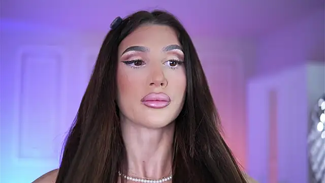 SammiMonroe online show from April 17, 2026, 4:15 am