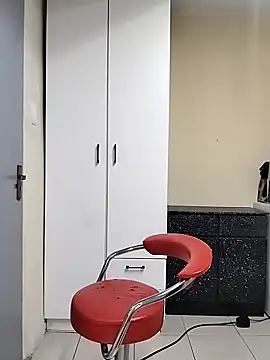 LUNAARXO1 online show from February 4, 2026, 8:47 pm