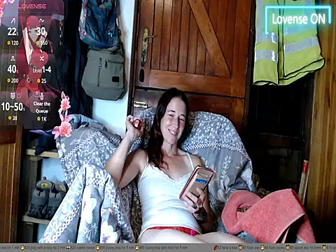 Snapshot of KatelinPepperworth chatting on February 1, 2026, 9:02 pm KatelinPepperworth online show from February 1, 2026, 9:02 pm