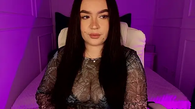 tinafox  online show from March 27, 2026, 8:09 am