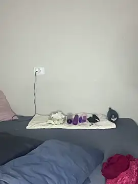 CacauShow01 online show from February 21, 2026, 4:02 am