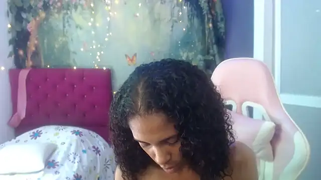 Snapshot of rosa_skinny chatting on June 16, 2026, 6:43 pm rosa skinny online show from June 16, 2026, 6:43 pm