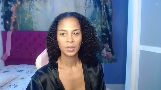 Snapshot of rosa_skinny chatting on June 20, 2026, 2:20 pm rosa skinny online show from June 20, 2026, 2:20 pm