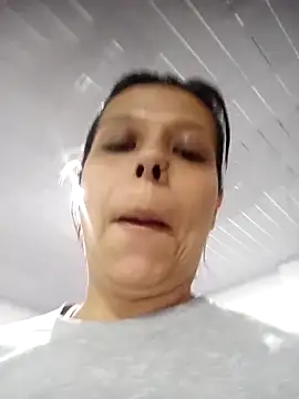 RossyAlvarez online show from February 6, 2026, 11:08 pm