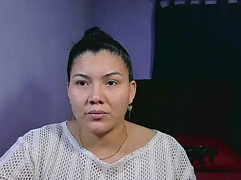 Snapshot of Violetta-Helena chatting on March 16, 2026, 5:35 am Violetta-Helena online show from March 16, 2026, 5:35 am