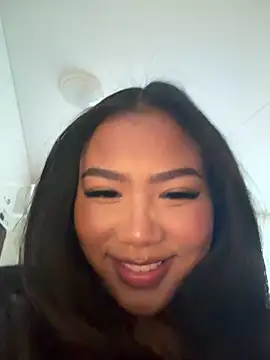 TitiTinyThai online show from March 25, 2026, 4:57 pm