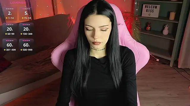 Kelly  Bunny online show from February 26, 2026, 10:25 am