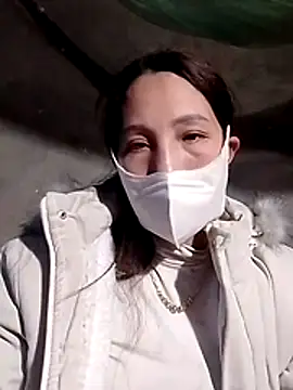 Gummiesu online show from January 15, 2026, 6:40 am