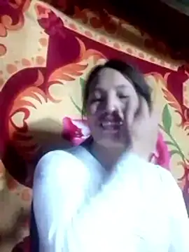 Gummiesu online show from February 12, 2026, 11:44 pm