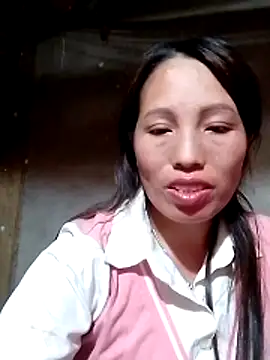 Snapshot of Gummiesu chatting on March 10, 2026, 6:02 pm Gummiesu online show from March 10, 2026, 6:02 pm