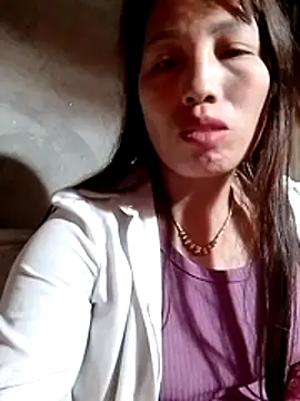 Snapshot of Gummiesu chatting on March 25, 2026, 8:26 pm Gummiesu online show from March 25, 2026, 8:26 pm