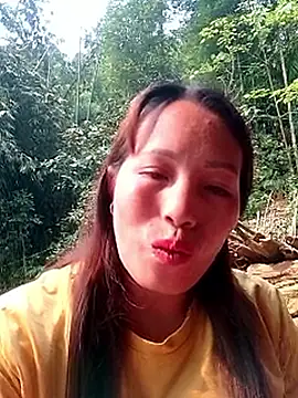 Snapshot of Gummiesu chatting on March 27, 2026, 8:26 am Gummiesu online show from March 27, 2026, 8:26 am