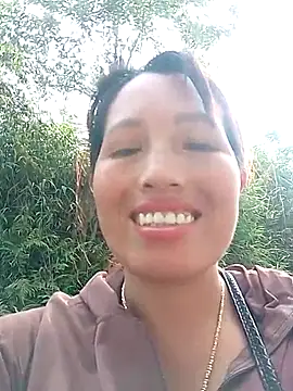 Snapshot of Gummiesu chatting on April 6, 2026, 1:25 am Gummiesu online show from April 6, 2026, 1:25 am