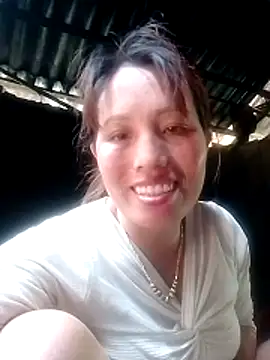 Snapshot of Gummiesu chatting on April 14, 2026, 4:40 am Gummiesu online show from April 14, 2026, 4:40 am