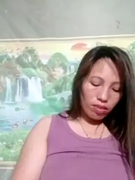 Snapshot of Gummiesu chatting on April 14, 2026, 8:37 pm Gummiesu online show from April 14, 2026, 8:37 pm