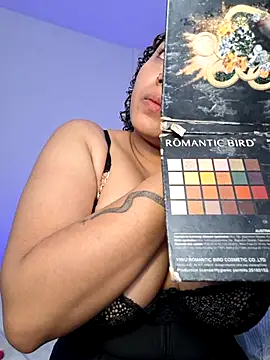 curly girl 31 online show from April 1, 2026, 7:55 pm