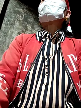 LoveShae 01 online show from February 7, 2026, 12:53 pm