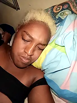 Snapshot of lila_jamez2024 chatting on January 15, 2026, 7:24 am lila jamez2024 online show from January 15, 2026, 7:24 am