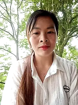 Bling sexy online show from March 29, 2026, 12:10 am